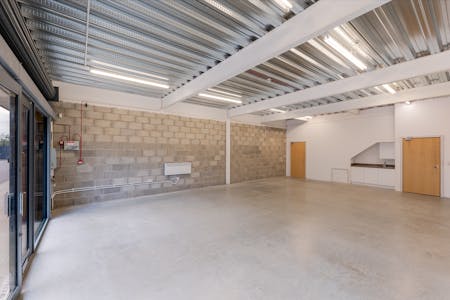 Broughton Court, Unit 7 & 14, Cheetham Hill, Manchester, Retail / Trade Counter To Let - BroughtonInternal6.jpg