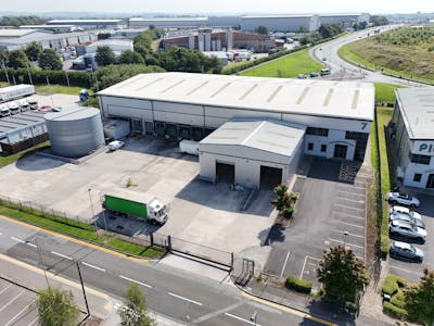 P17, Heywood Distribution Park, Pilworth Road, Rochdale, Industrial To Let - dji_fly_20250813_112732_0448_1755094759594_photo.JPG