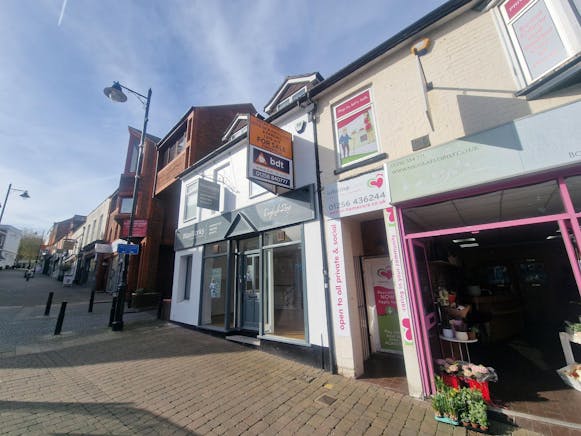 31 Church Street, Basingstoke, Retail For Sale - 20260409_092731.jpg