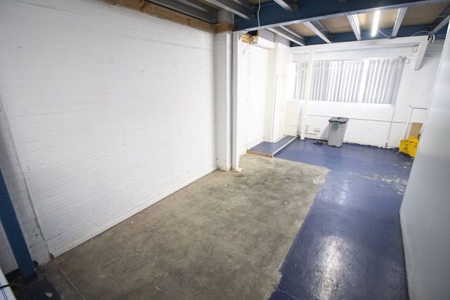 Units 17 & 18, Cumberland Business Park, Park Royal, Industrial / Warehouse For Sale - 4.jpg