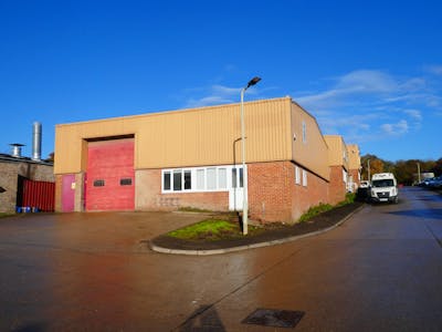 Turnpike Industrial Estate, Newbury, Industrial / Industrial/Logistics / Light Industrial / Industrial / Warehouse To Let - P1020156.jpeg