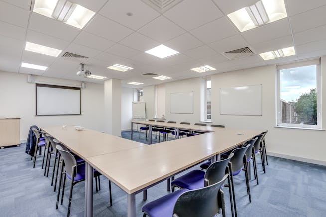 1-5 Market Street, Bolton, Office / Retail For Sale - Barclays Bolton  Internals Web20.jpg