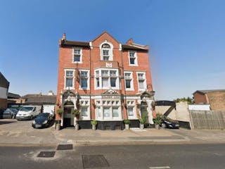 The Golden Lion, 289 Victoria Avenue, Southend-On-Sea, Mixed Use / Office To Let - Picture.jpg