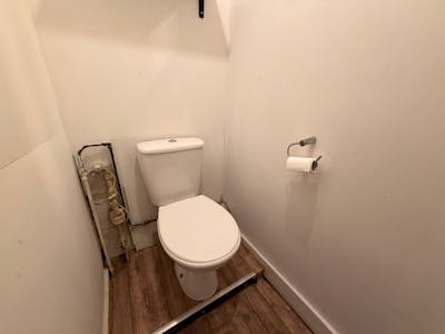 67 Southchurch Road, Southend-on-Sea, Retail To Let - WhatsApp Image 2026-04-07 at 17.10.53 (2).jpeg