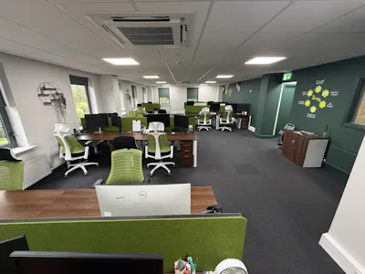 Unit 17, Oldham Broadway Business Park, Oldham, Industrial/Logistics To Let - 8.jpg