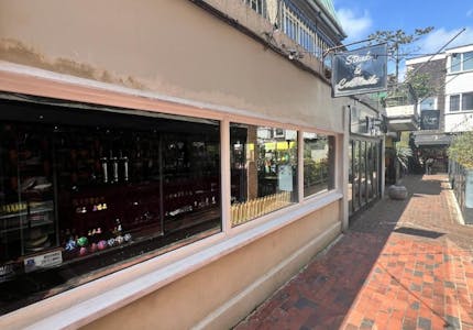20 Brighton Square, Brighton, A3 (Restaurants and Cafes) / Bar / Cafe (A1) / Class E Retail / Leisure / E Class restaurant (with extract) / Food & Beverage / Restaurant / Retail / Retail - In Town To Let - Image 3