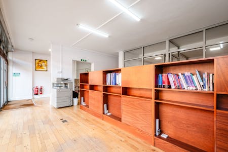 Unit B 17 Downham Road, London, Retail To Let - Downham Rd 17 GF - Low Res 5.jpg