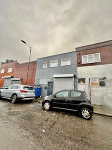 17 Hassop Road, Cricklewood, Industrial To Let - Hassop external.jpg