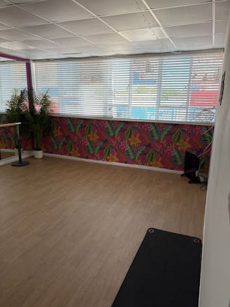 1 Eldon Way Industrial Estate, Hockley, Leisure / Office To Let - WhatsApp Image 2026-04-29 at 10.37.12.jpeg