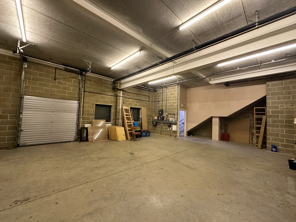 Unit 21 Oliver Business Park - 20260817_135133121_iOS.jpg