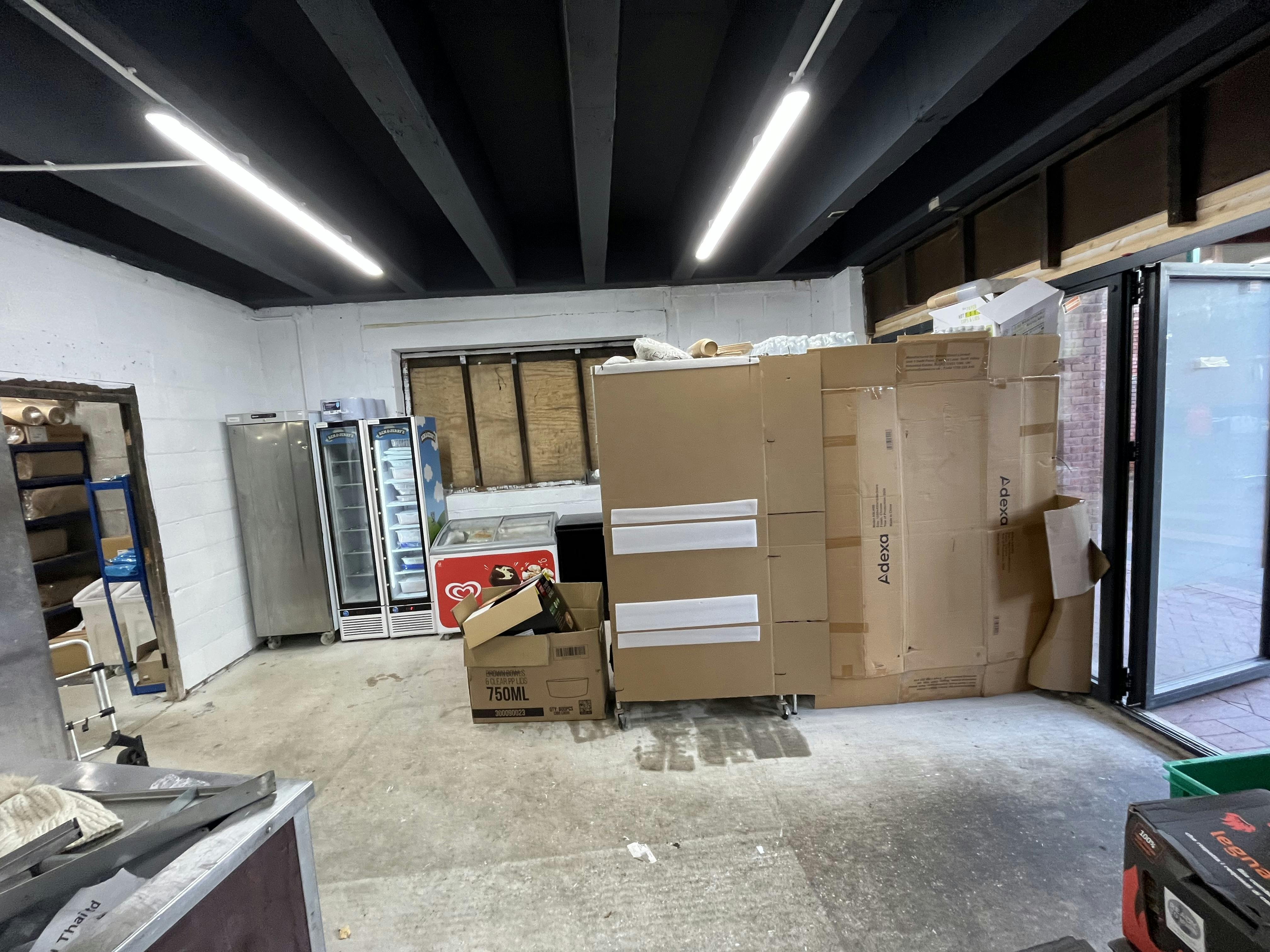 Unit C, Bridestone Shopping Centre, Congleton, Retail To Let - IMG_0561.jpg