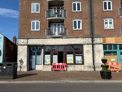 Unit 15 The Quay, Poole, Restaurant / Cafe / Retail - In Town To Let - IMG_8527.JPEG