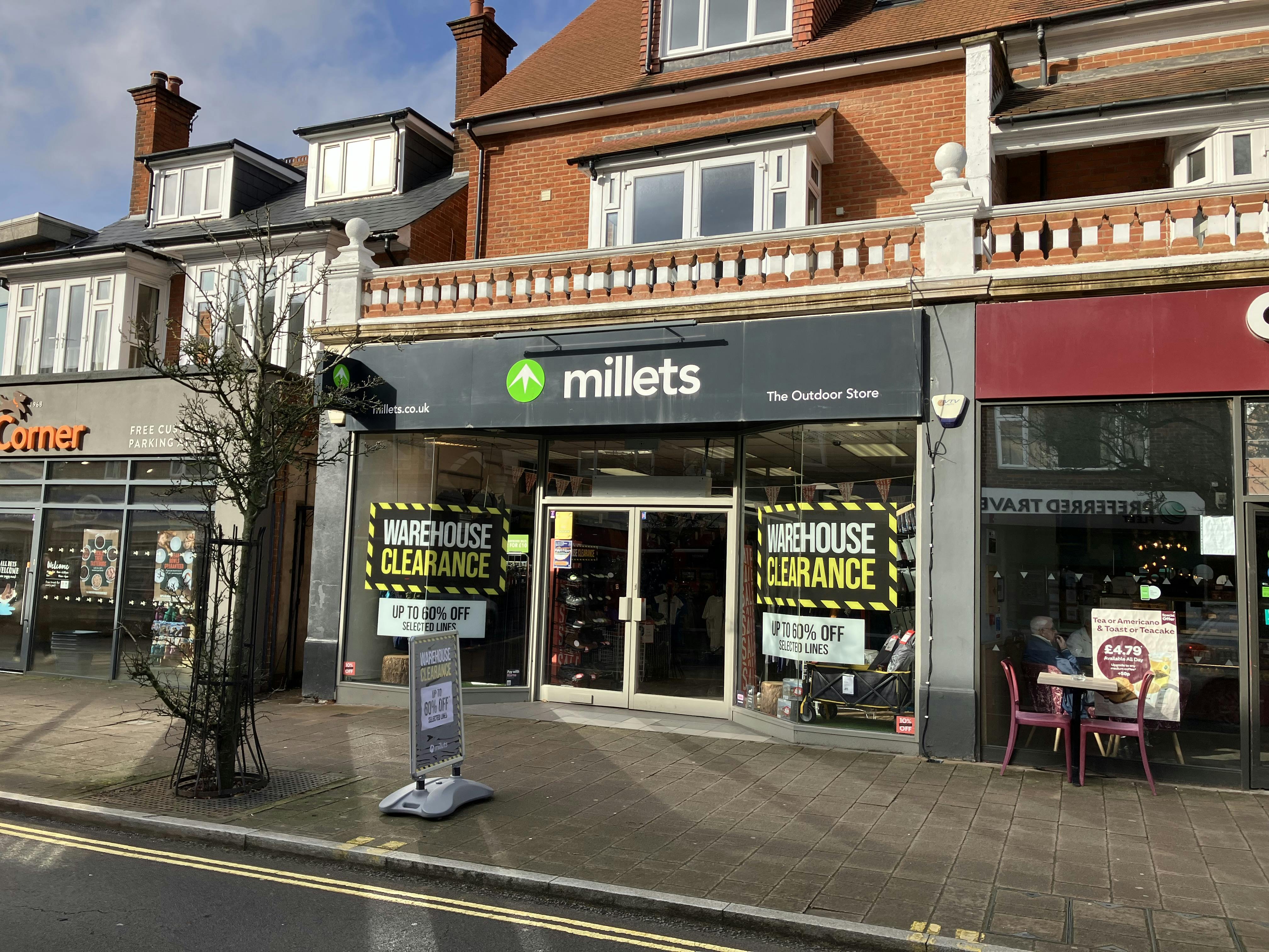 158 Fleet Road, Fleet, Retail To Let - IMG_0362.JPG
