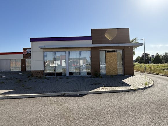 Drive Thru' Opportunity, Wheatley Hall Road, Doncaster, Other / Restaurant / Cafe / Retail To Let - IMG_3594.jpg