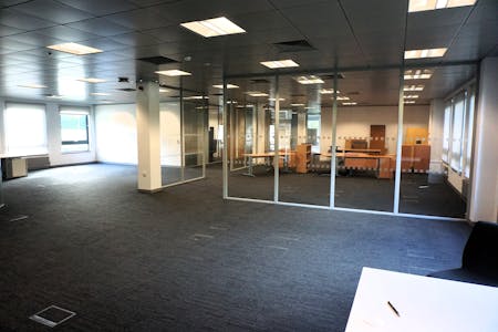 Seton House, Gallows Hill, Warwick, Office To Let / For Sale - DSC05105.JPG