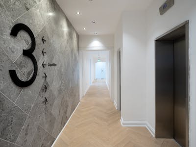 Allan House Suites, Glasgow, Office To Let - Hallway