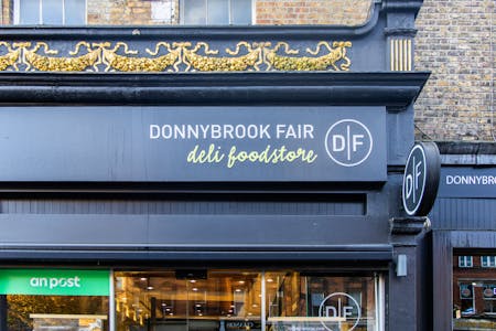 67 Baggot Street Lower, Dublin 2, Office To Let - NOTE TAKEN FROM PERCY PLACE FILE JLL_Amenities1 6.jpg