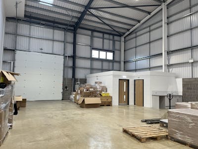 11 Century Court, Westcott Venture Park, Aylesbury, Industrial To Let - IMG_1117.JPG
