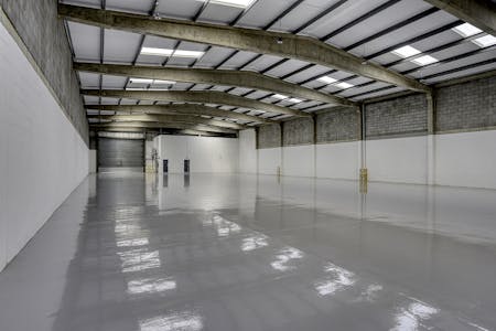 Units 6 & 7 Lakeside Industrial Estate, Colnbrook, Industrial/Logistics / Industrial / Warehouse To Let - Unit 7 - warehouse