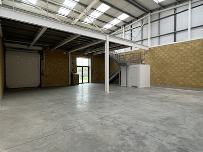 Unit 2 Chertsey Industrial Park, Ford Road, Chertsey, Industrial / Warehouse To Let - IMG_3631.JPG