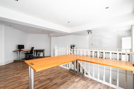 Bst Mezzanine & Ground Fl., 5 Fairchild Place, London, Office To Let - Fairchild Pl 5  5.jpg