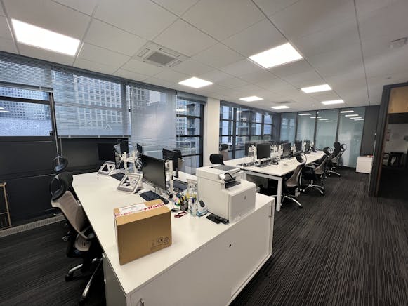 23 Beaufort Court, London, Offices To Let - 249E4A8B2F6E468D8D67F74508748256.jpeg