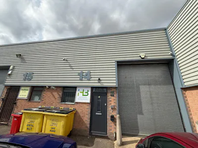 14 Parkside Centre, Southend-on-Sea, Industrial To Let - WhatsApp Image 2026-09-07 at 13.29.49 (7).jpeg