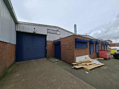 Unit 4, Lodge Forge Trading Estate, Cradley Heath, Industrial To Let - 3015.jpg