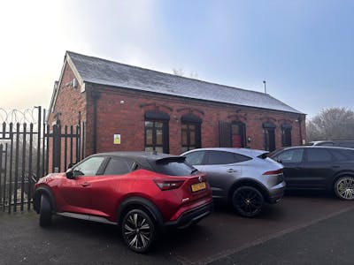 Griffin Bridge House, Netherton, Office To Let - p12.jpg