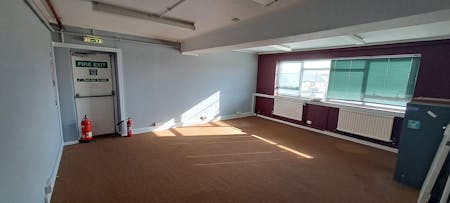 Offices, Trafalgar House, Quarry Road Industrial Estate, Newhaven, Office To Let - 20241004_095940.jpg