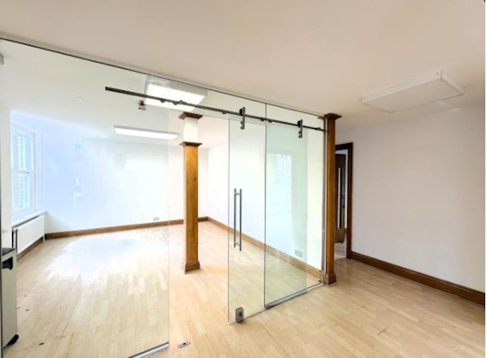 Whitehall House, London, Office To Let - Whitehall internal 2.jpg