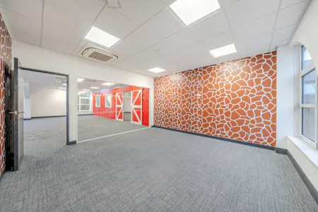 Top Floor Trinity Court, Rickmansworth, Office To Let - SF2.jpg