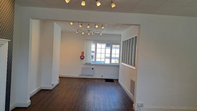 10C Church Street, Basingstoke, Office To Let - 20240620_103801.jpg