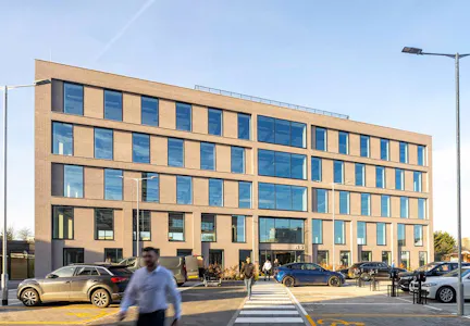 Power Road Studios - Studio 5, London, Office To Let - b5391887c94c3ff512a84efacafd5575-a7409723-hdr-edit.jpg