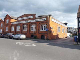 21 Old Brewery Lane, Henley-on-Thames, Offices To Let / For Sale - 1000025796.jpg