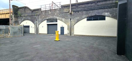 Arch 452, Andre Street, London, Industrial To Let - 20260508_125244 - Edited.jpg