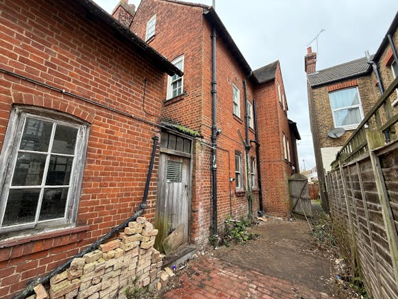 The Rectory, Westcliff-on-Sea For Sale - WhatsApp Image 2026-03-31 at 11.14.25 AM.jpeg