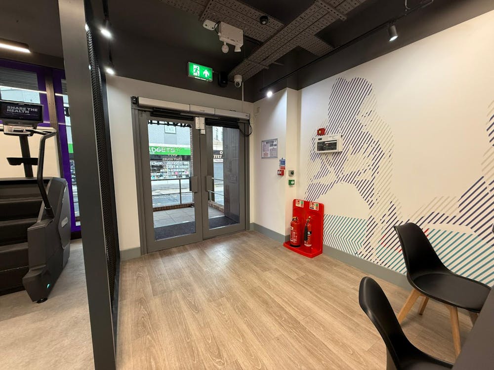 De Burgh House - WhatsApp Image 20251119 at 145644_df0558cc.jpg