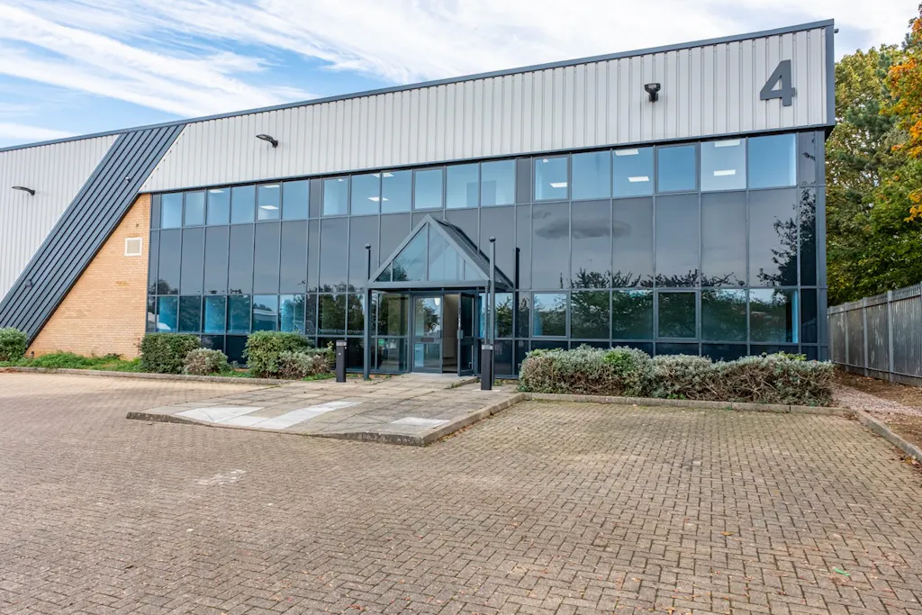 Unit 4 Express Park, Shipton Way, Rushden, NN10 6GL