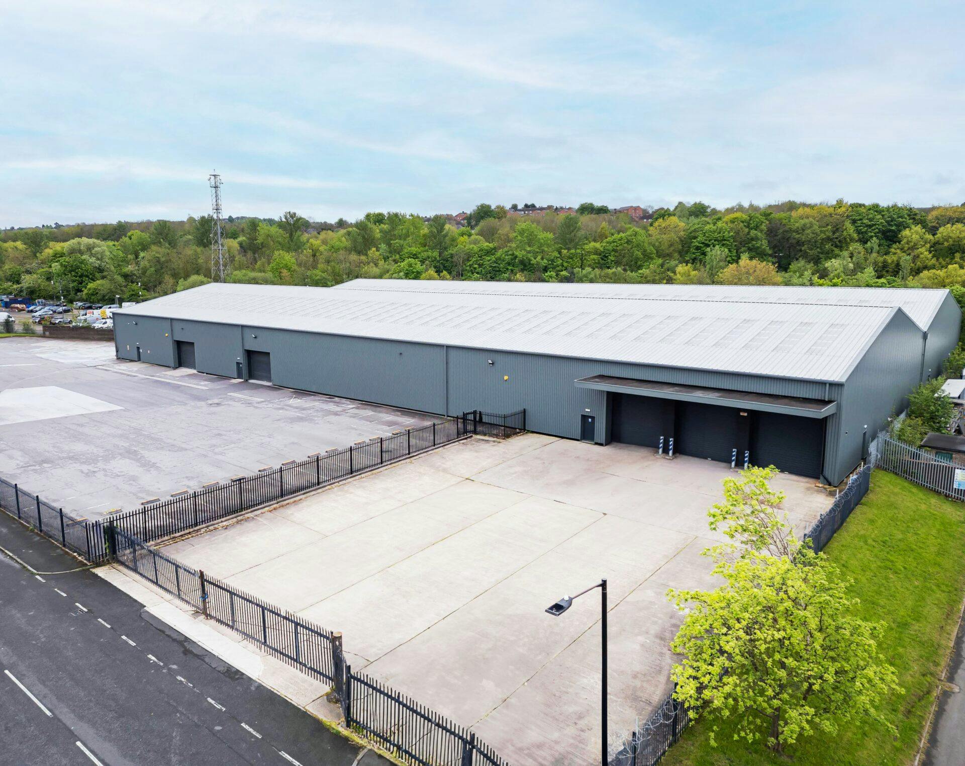 City 7, 1 Parkway Close