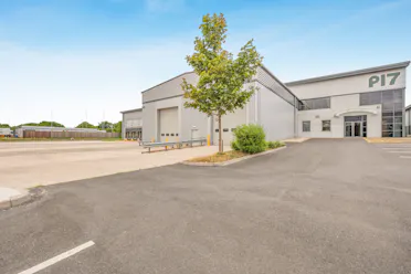 P17, Heywood Distribution Park, Pilworth Road, Rochdale, Industrial To Let - 8692871-exterior01-800.jpg - More details and enquiries about this property