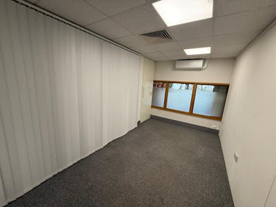 Woodland Place, Wickford, Office To Let - IMG20251119WA0061.jpg