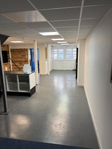 Unit 2, Uckfield, Industrial To Let - IMG_9264.jpg