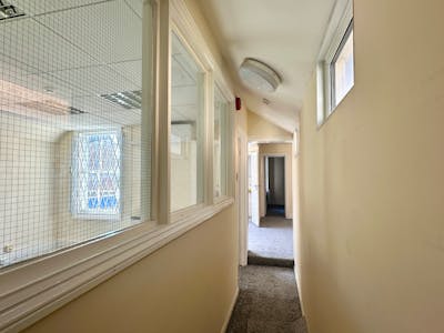 48 High Street South, Dunstable, Office To Let - IMG_6488.JPG