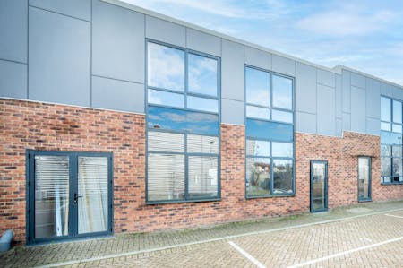 Unit 7, Guildford, Office To Let - STENBALL GROUP HEYWOOD PARK44.jpg