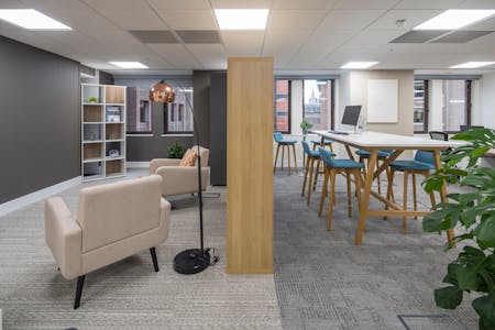 Oriel House, Richmond, Office / Serviced Office To Let - Oriel Int.3.jpg