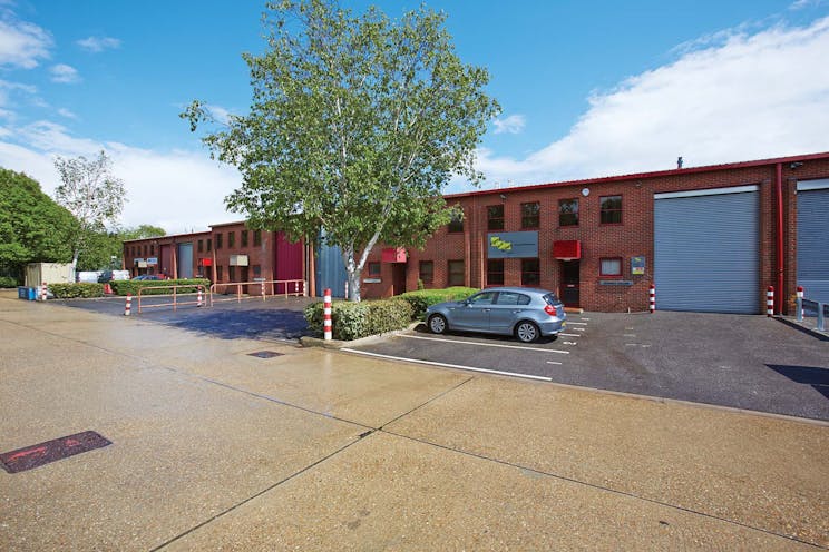 Unit 8, Albany Park Industrial Estate, Camberley / Frimley, Warehouse & Industrial To Let - CM1B5159.jpg