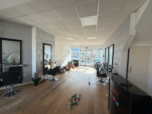 Unit 3, 182 Queens Road, Hastings, Retail To Let - IMG_0705.JPEG