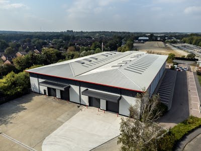 Aero 40, Southwood Business Park, Farnborough, Industrial/Logistics / Industrial / Warehouse To Let - DJI_0065.jpg