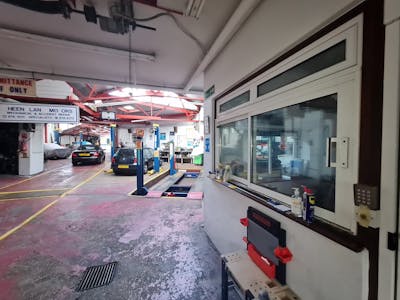 194-198 Sheen Lane, London, Industrial/Logistics To Let - 20251021_120952.jpg